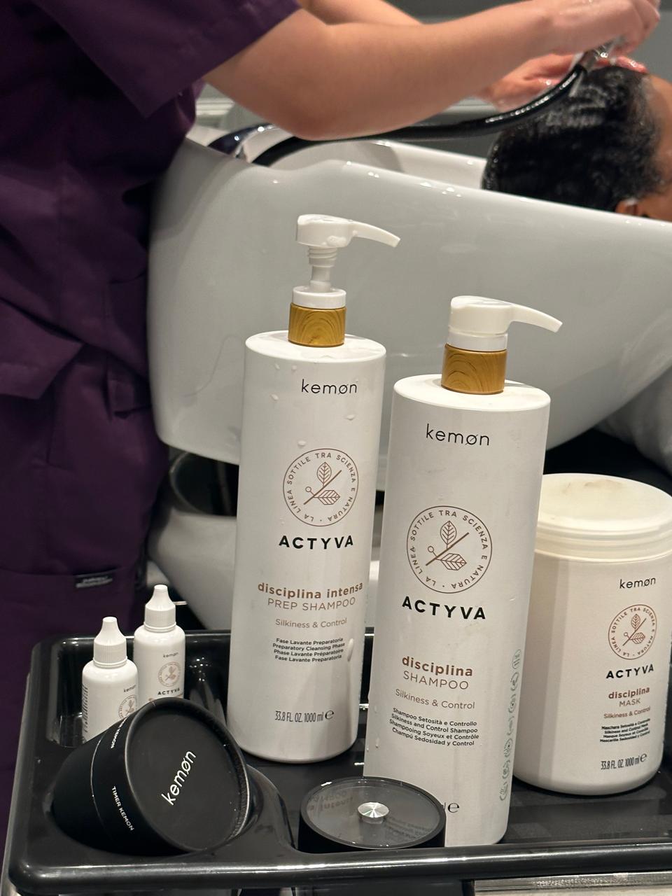 Disciplina for fizzy hair