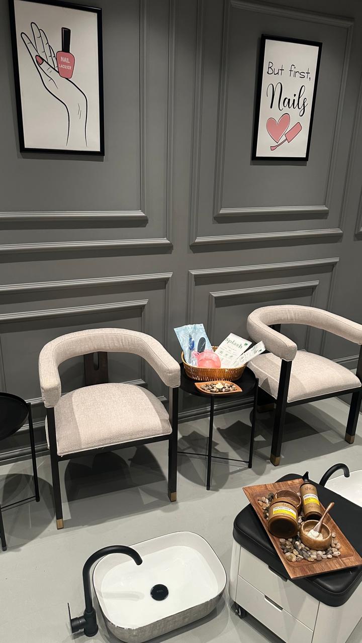 Ear cleaning with beeswax