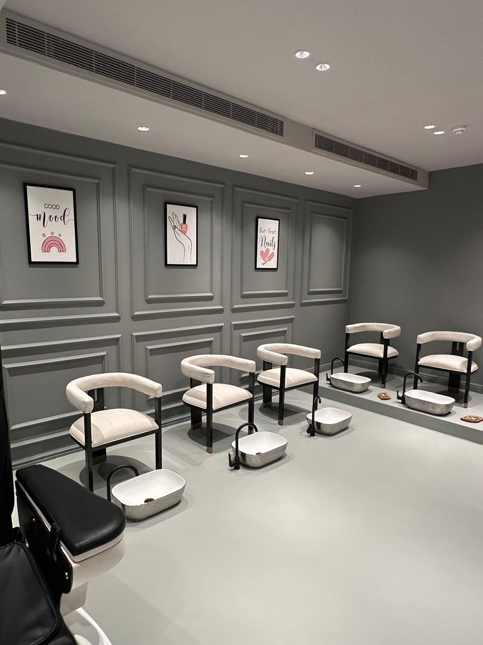 Relax massage + hot stones